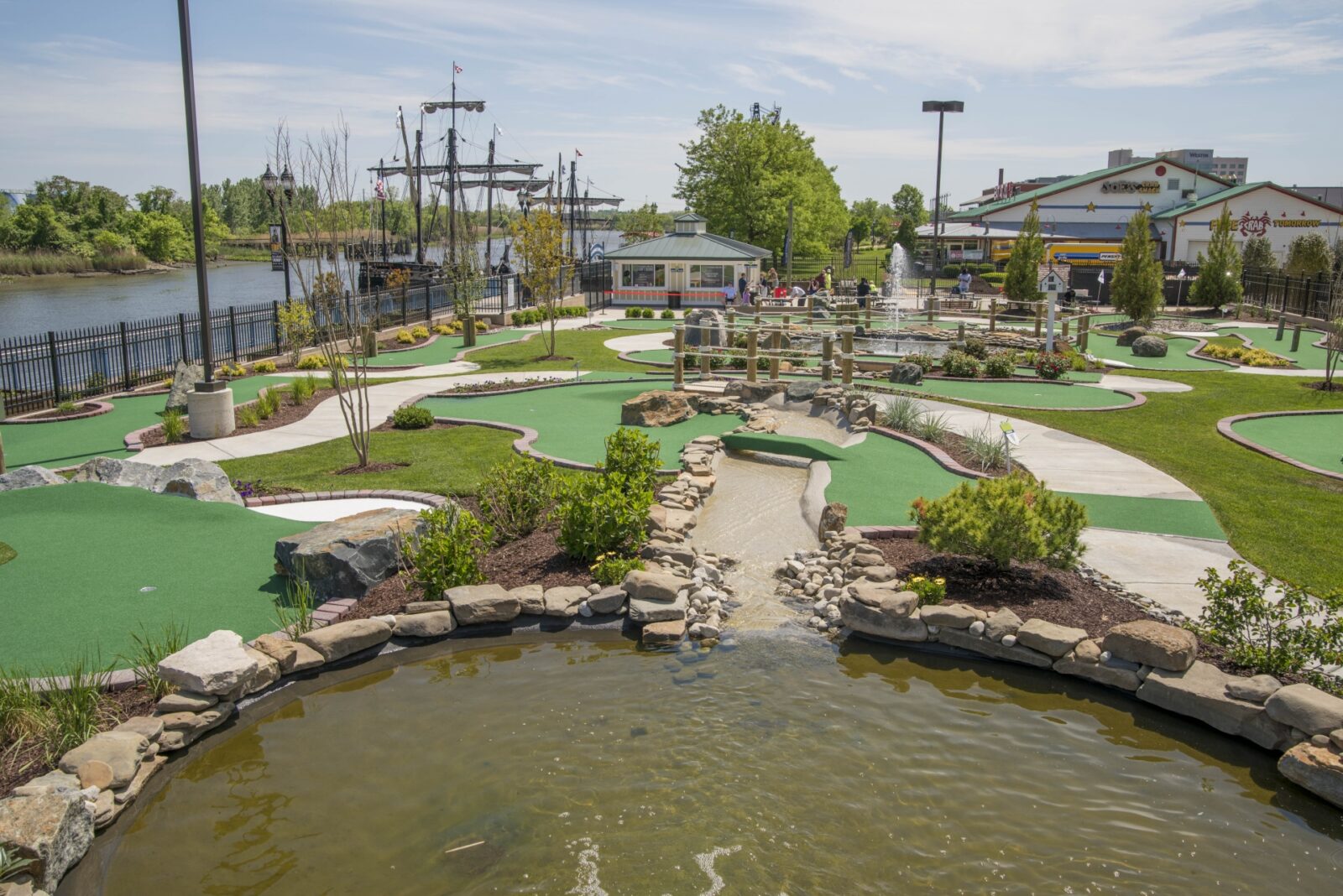 Sip & Putt Sign-Up - Riverfront Wilmington